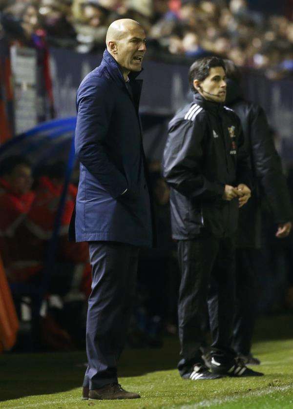 زيدان خلال مباراة اليوم أمام أوساسونا