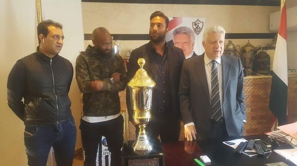 جانب من جلسة الصلح