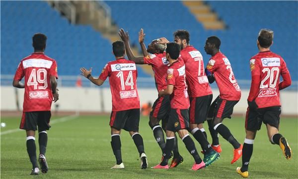 فرحة لاعبي الرائد بعد الفوز