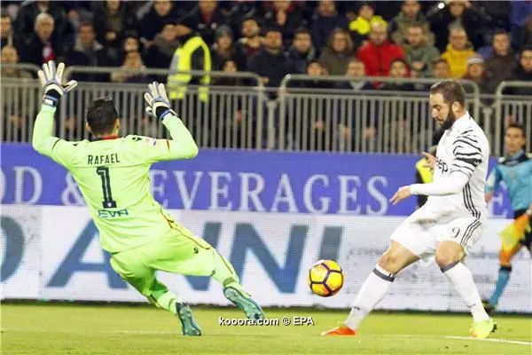 ?i=epa%2fsoccer%2f2017-02%2f2017-02-12%2f2017-02-12-05789009_epa