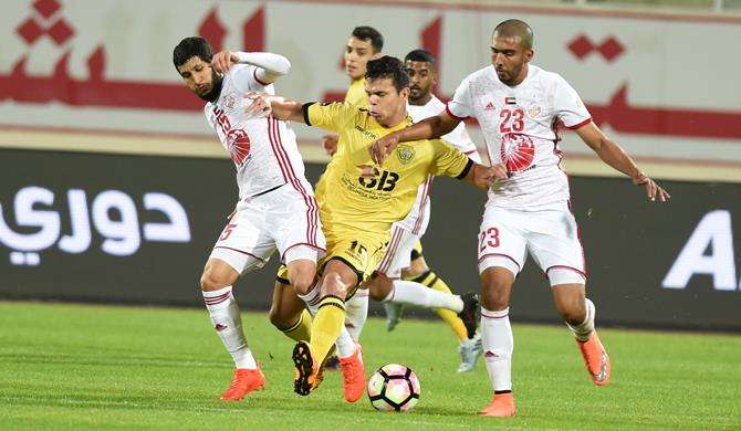 من الدوري الإماراتي