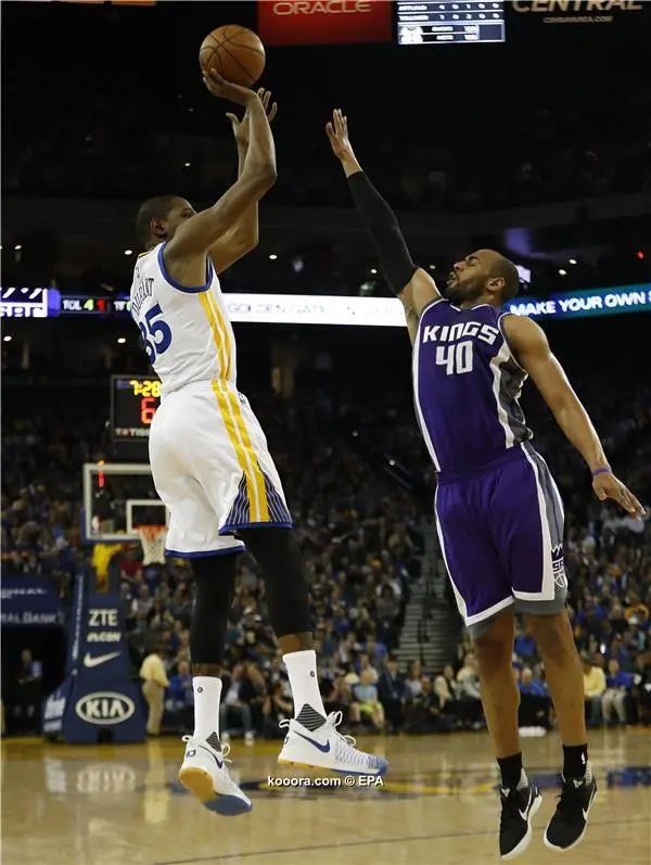 ?i=epa%2fbasketball%2f2017-02%2f2017-02-16-05795996_epa