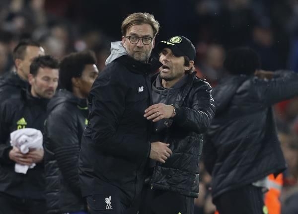 كلوب وكونتي في مباراة ليفربول وتشيلسي