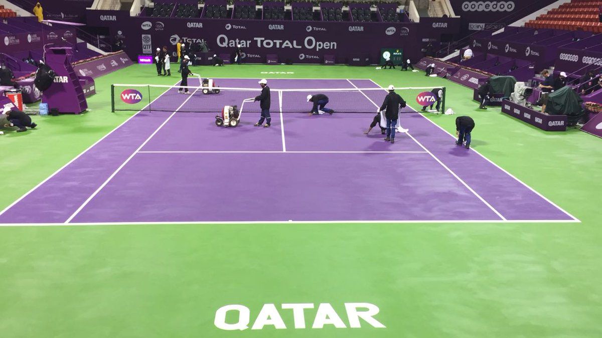 أجواء ممطرة بالبطولة