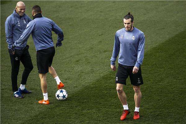 زيدان وبنزيمة وبيل