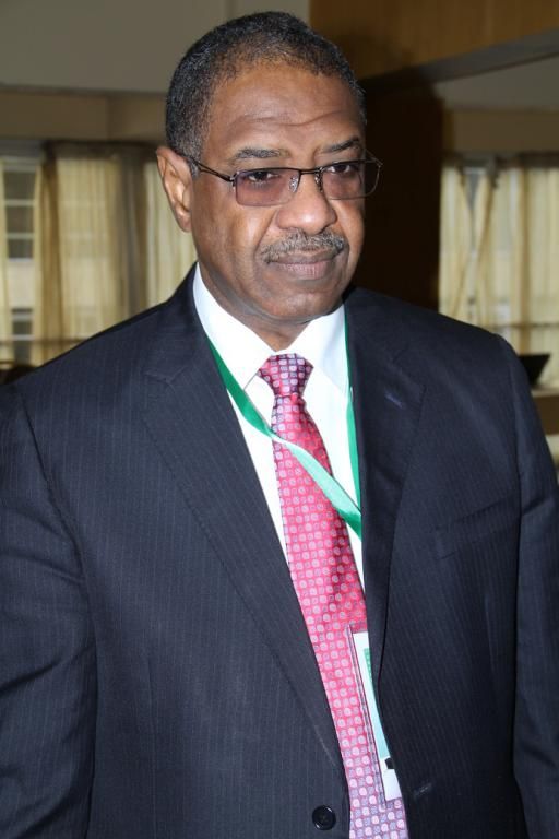  معتصم جعفر ينهي أزمة الرعاية