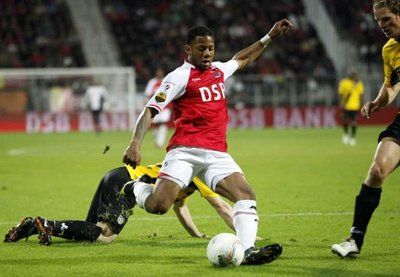 جيرمان لينز لحظة تسجيله هدف الكمار الوحيد