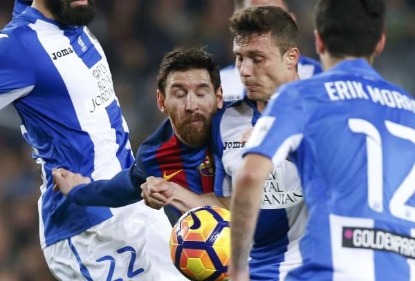 ميسي..يد واحدة لا تصفق