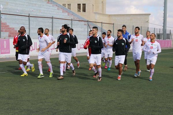 جانب من تدريبات المنتخب الفلسطيني