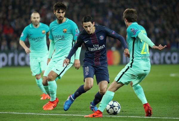 جماهير برشلونة غاضبة من جوميز.. فهل يرحل؟