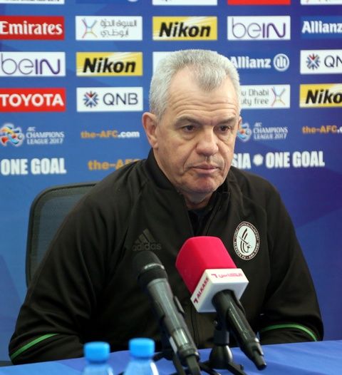 أجيري خلال المؤتمر الصحفي