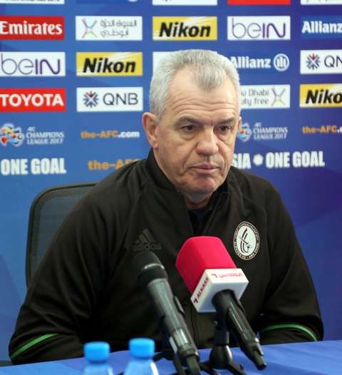 أجيري خلال المؤتمر الصحفي