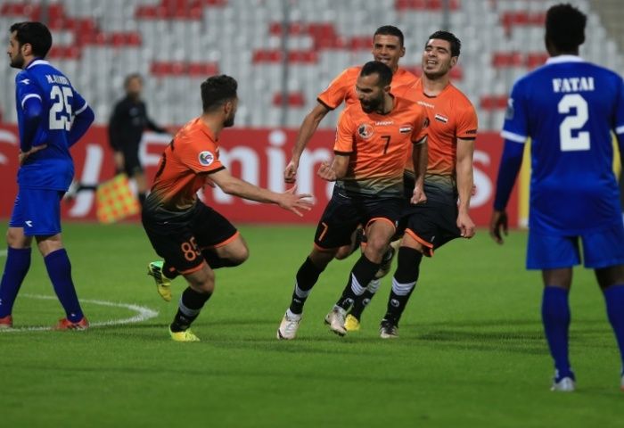 فرحة لاعبي الوحدة بعد الهدف أمام الحد