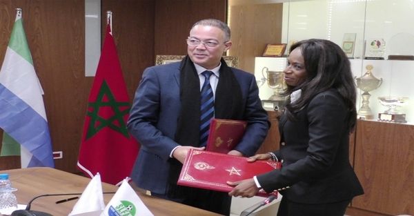 لقجع ورئيسة اتحاد سيراليون لكرة القدم