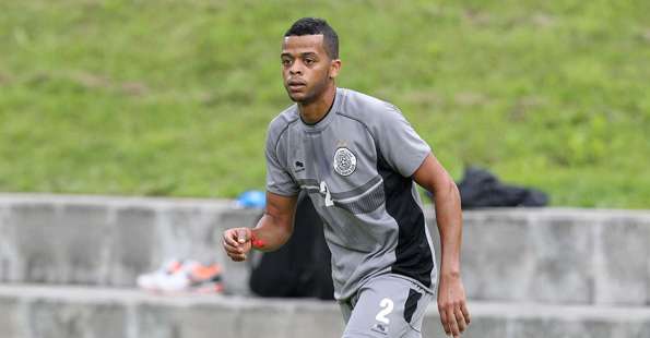 رفع الإيقاف عن اللاعب