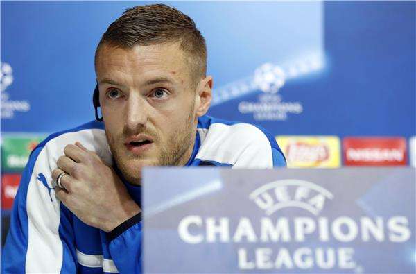 جيمي فاردي خلال المؤتمر الصحفي