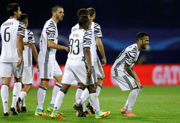 لاعبو يوفنتوس