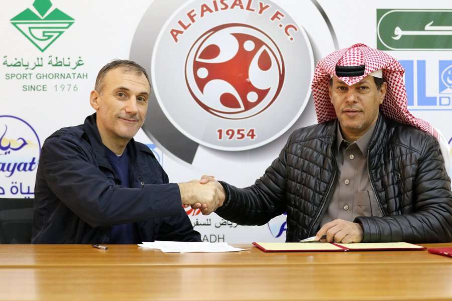 المدرب سوليناس من المؤتمر الصحفي