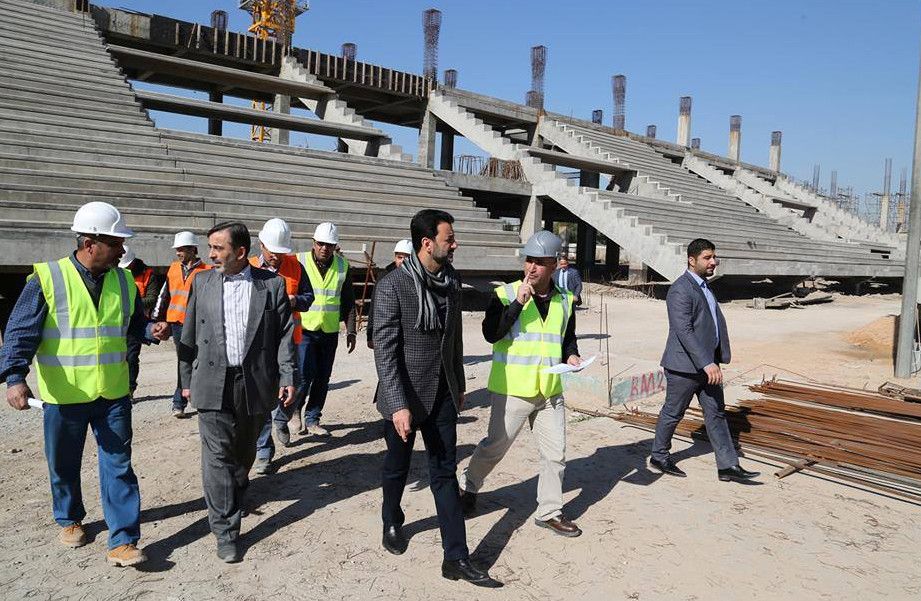  عبطان يتفقد ملعب الزوراء