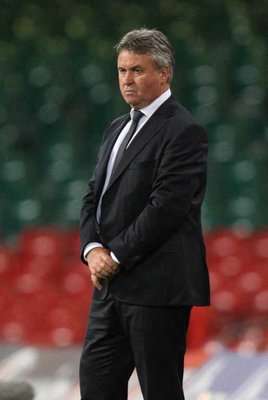 مدرب روسيا جوس هيدينك