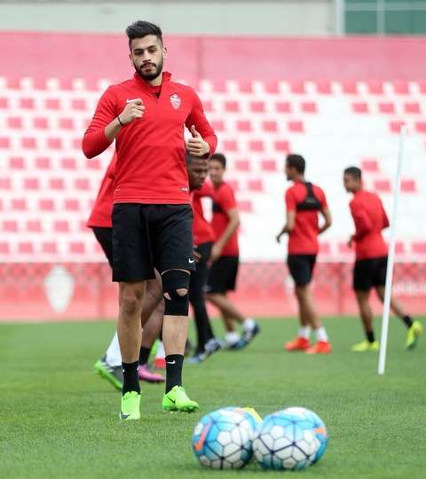 جانب من تدريبات الأهلي