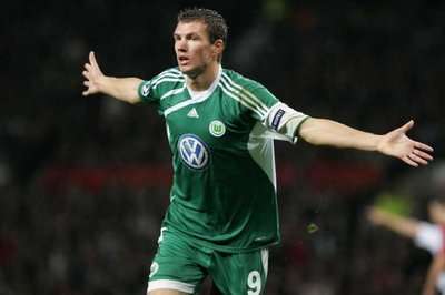 النجم البوسني إيدين دزيكـو المطلوب بشدة من قبل الميلان