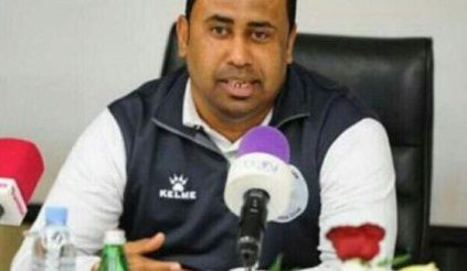  مدرب فريق مسقط محسن درويش