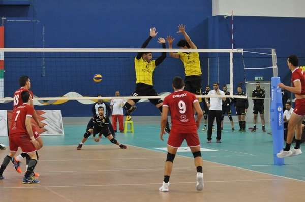 الأهلي البحريني يتأهل لنصف نهائي البطولة العربية