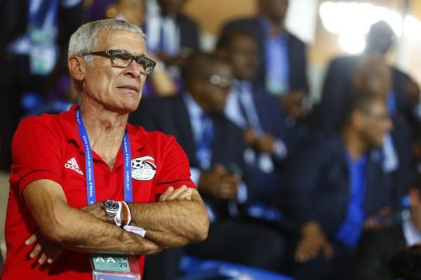 كوبر ينسق مع منتخب المحليين