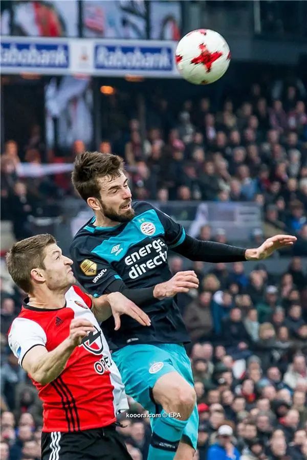 ?i=epa%2fsoccer%2f2017-02%2f2017-02-26%2f2017-02-26-05816265_epa