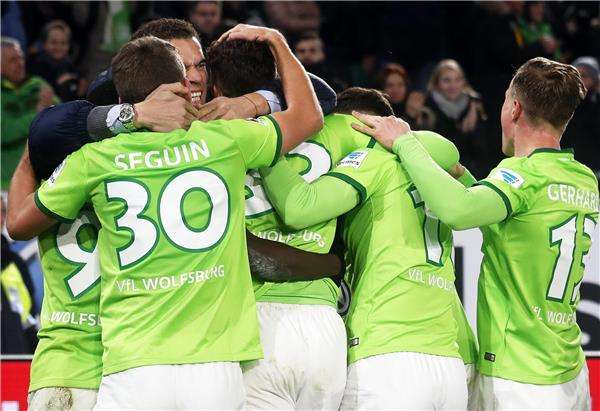 صورة أرشيفية للاعبي فولفسبورج