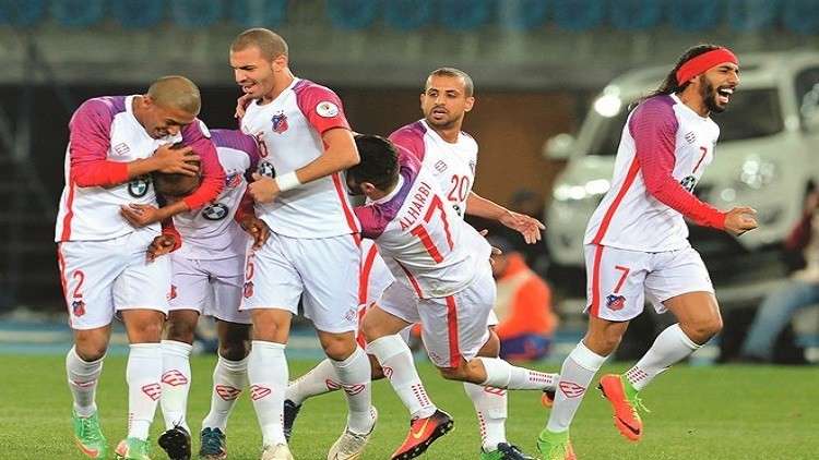 لاعبو فريق الكويت