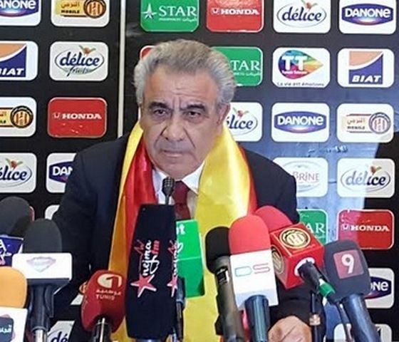 فوزي البنزرتي خلال المؤتمر الصحفي