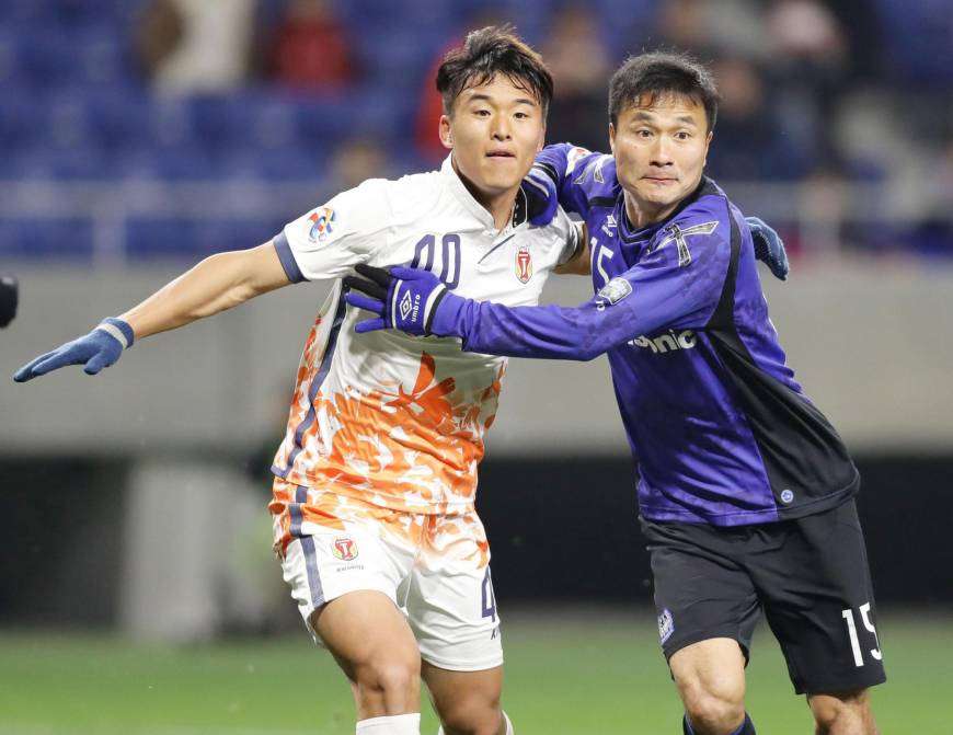 الفريق الكوري يكتسح