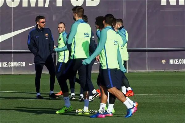 ?i=epa%2fsoccer%2f2017-02%2f2017-02-25%2f2017-02-25-05814789_epa