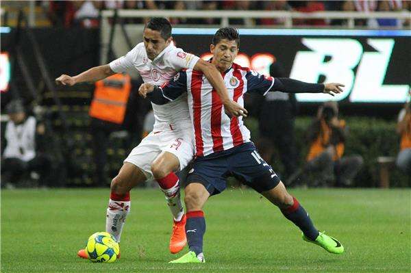 لقطة من مباراة شيفاز لاخارا مع تولوكا