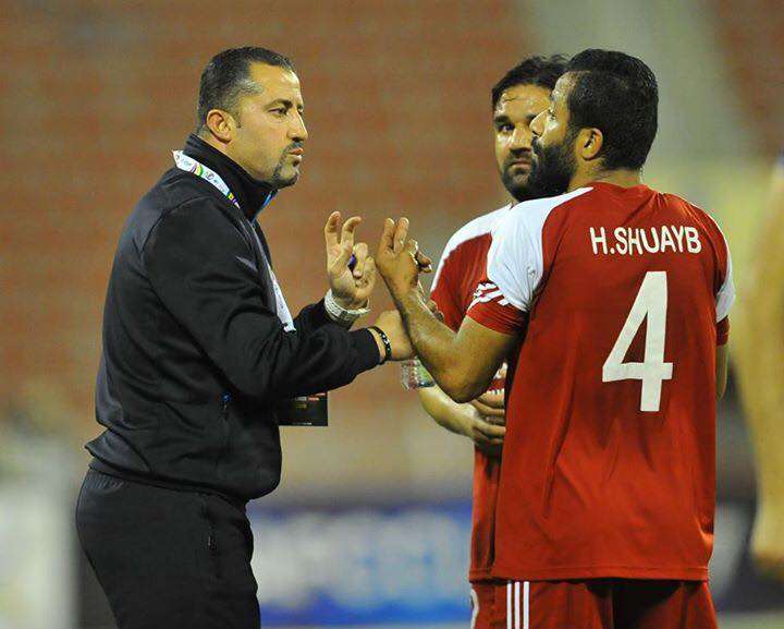 أنس المخلوف يوجه لاعبيه