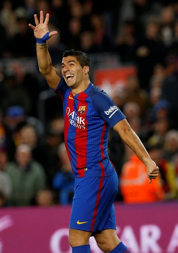 هل يساعد لويس سواريز برشلونة على التأهل؟