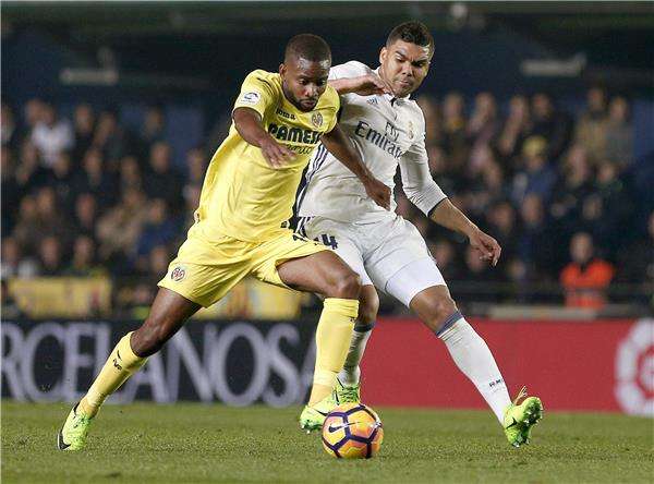 سيدريك باكامبو