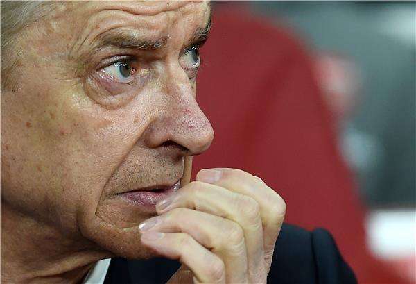 فينجر يفشل في إدارة المباراة