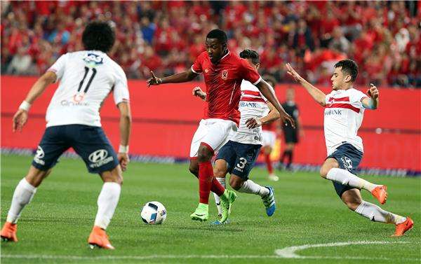 الأهلي والزمالك من مباراة السوبر الأخيرة