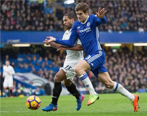 ألونسو يكشف سبب تفضيل تشيلسي