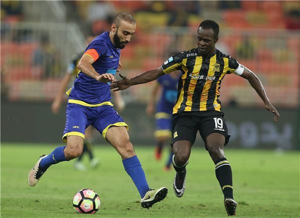 جانب من لقاء سابق بين الفريقين