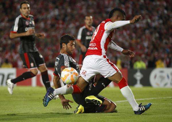 2015-05-13t021945z_1401039486_gf10000092737_rtrmadp_3_soccer-libertadores_reuters