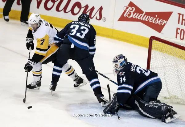?i=reuters%2f2017-03-09%2f2017-03-09t050734z_957165396_nocid_rtrmadp_3_nhl-pittsburgh-penguins-at-winnipeg-jets_reuters