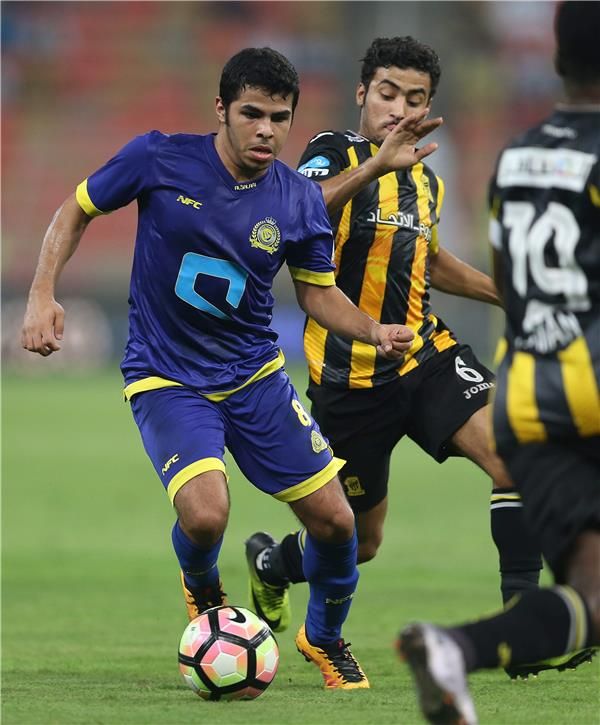 جانب من مباراة سابقة بين الفريقين