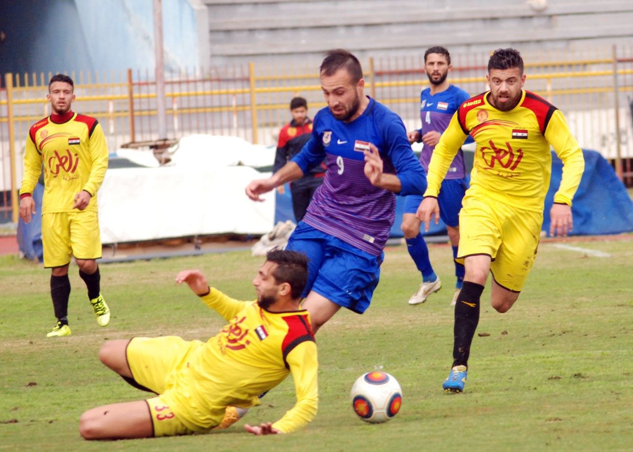 جانب من مباراة بالدوري السوري
