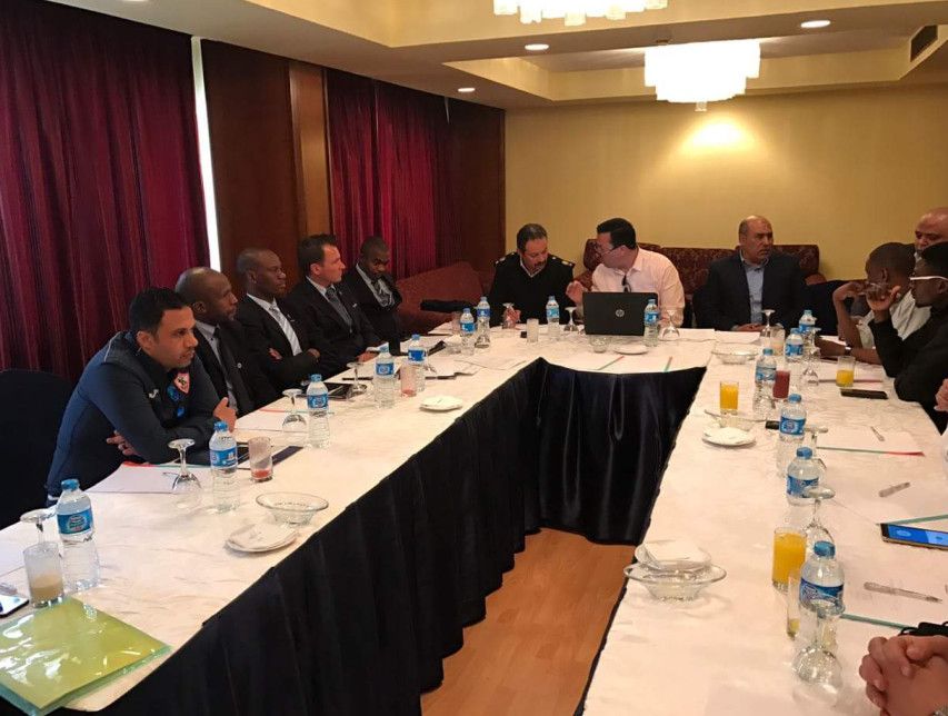 جانب من الاجتماع الفني