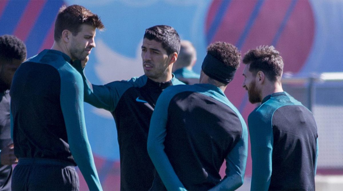 ميسي وبيكيه