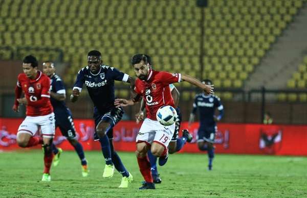 جانب من لقاء الأهلي وبيدفيست في مصر